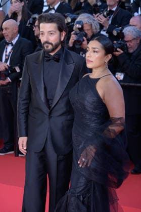 CANNES, FRANCE May 12, 2026 Diego Luna Adriana Paz at the Grand Opening and premiere for The Electric Kiss at the 79th Festival de Cannes Picture Paul Smith Featureflash 455849 2026 05 12 Cannes France  Copyright: xPaulxSmithx xFeaturesxFlashx xStarfacex STAR_455849_048