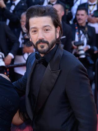 CANNES, FRANCE May 12, 2026 Diego Luna Adriana Paz at the Grand Opening and premiere for The Electric Kiss at the 79th Festival de Cannes Picture Paul Smith Featureflash 455849 2026 05 12 Cannes France  Copyright: xPaulxSmithx xFeaturesxFlashx xStarfacex STAR_455849_049