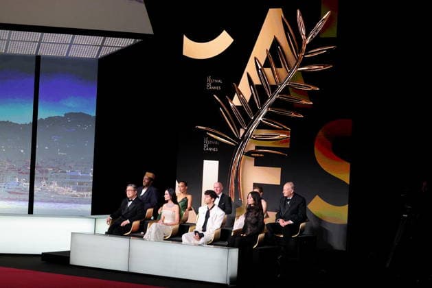 Park Chan wook, Isaach de Bankolé, Demi Moore, Ruth Negga, Diego Céspedes, Paul Laverty, Chloé Zhao, Stellan Skarsgard Opening ceremony of the 79th Cannes International Film Festival, May 12, 2026 Borde Jacovides Moreau Bestimage Red carpet for The electric kiss during the 79th Cannes International Film Festival Opening ceremony on May 12, 2026 Cannes France Copyright: xJACOVIDES-BORDE-MOREAUx xBESTIMAGExJACOVIDES-BORDE-MOREAUx xBESTIMAGEx