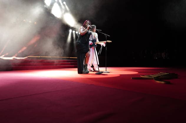 79ème Festival International du Film de Cannes Cérémonie douverture 79th International Cannes Film Festival Opening ceremony 455847 2026 05 12 Cannes France Mayniel, Marylou dite Oklou Theodora Boss Lady Miss Kitoko  Copyright: xSergexArnalx xStarfacex STAR_455847_040