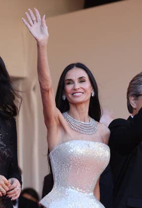 Demi Moore Montée des marches du film La vénus électrique pour la cérémonie douverture du 79ème Festival International du Film de Cannes, le 12 mai 2026 Jacovides Moreau Bestimage Red carpet for The electric kiss during the 79th Cannes International Film Festival Opening ceremony on May 12, 2026 Cannes France  Copyright: xJACOVIDES-MOREAUx xBESTIMAGExJACOVIDES-MOREAUx xBESTIMAGEx