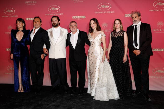Vimala Pons, Gilles Lellouche, Pio Marmaï, Pierre Salvadori, Anaïs Demoustier, Madeleine Baudot, Gustave Kervern Photocall of the 79th Cannes International Film Festival, May 12, 2026 Borde Jacovides Moreau Bestimage Photocall of the dinner of the 79th Cannes International Film Festival Opening ceremony on May 12, 2026 Cannes France  Copyright: xJACOVIDES-BORDE-MOREAUx xBESTIMAGExJACOVIDES-BORDE-MOREAUx xBESTIMAGEx