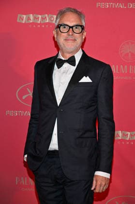 Cannes Opening Dinner JR Alfonso Cuaron attending the Opening Dinner of the 79th Cannes Film Festival in Cannes, France on May 12, 2026. Photo by Julien Reynaud APS-Medias ABACAPRESS.COM Cannes France  Copyright: xReynaudxJulien APS-Medias ABACAx