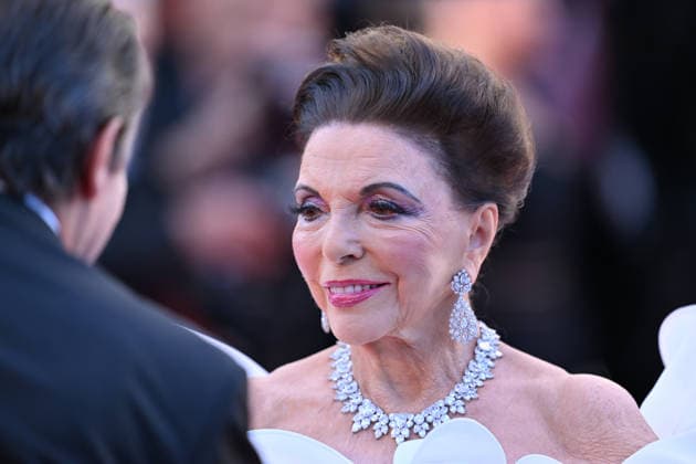 79th Cannes Film Festival: Opening Ceremony and the The Electric Kiss film screening CANNES, FRANCE - MAY 12: British actress Joan Collins arrives for the Opening Ceremony and the screening of the film La Venus electrique (The Electric Kiss) at the 79th edition of the Cannes Film Festival in Cannes, France on May 12, 2026. Mustafa Yalcin Anadolu Cannes France. Editorial use only. Please get in touch for any other usage.  Copyright: x2026xAnadoluxMustafaxYalcinx