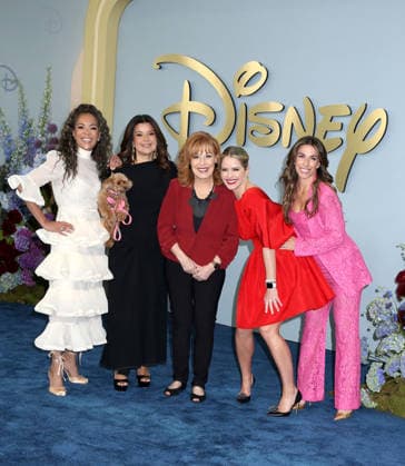 2026 Disney Upfront Sunny Hostin, Ana Navarro, Joy Behar, Sara Haines and Alyssa Farah Griffin attending the 2026 Disney Upfront held at the Javits Center on May 12, 2026 in New York City, NY New York City Javits Center NY USA Copyright: xStevenxBergman AFF-USA.COMx