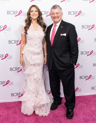 May 12, 2026, Bronx, New York, USA: New York, NY, USA on May 12, 2026: Elizabeth Hurley and William P. Lauder attend BCRF s Hot Pink Party at Glasshouse. Bronx USA - ZUMAr339 20260512_znp_r339_003 Copyright: xLevxRadinx