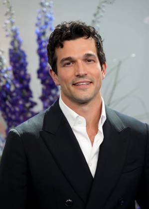 May 12, 2026, New York, Ny, USA: PAUL ANTHONY KELLY attends the Disney Upfront 2026 Red Carpet Talent.The Javits Center, NYC.May 12, 2026. . Disney Upfront 2026 Red Carpet Talent.The Javits Center, NYC.May 12, 2026. . Disney Upfront 2026 Red Carpet Talent.The Javits Center, NYC.May 12, 2026. New York USA - ZUMAms4_ 20260512_faf_ms4_033 Copyright: xSoniaxMoskowitzxGordonx