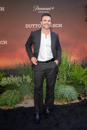Paramount+ s Dutton Ranch New York Premiere, New York, USA - 12 May 2026 Juan Pablo Raba attends Paramount+ s Dutton Ranch New York Premiere at AMC Lincoln Square 13 on May 12, 2026 in New York City. New York United States Copyright: xRonxAdarx xSOPAxImagesx _radar_dutton_20260512_00748