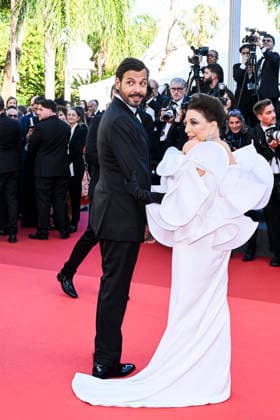 79th Cannes Film Festival Red Carpet Opening Night - part 2 Palais des Festivals - Cannes, France Laurent Lafitte;Joan Collins 79th Cannes Film Festival Red Carpet Opening Night - part 2 Palais des Festivals - Cannes, France 12th May 2026 SGPItalia id 134688_008 *Not Exclusive  Copyright: xSGPx