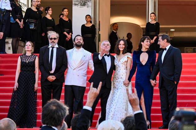 79th Cannes Film Festival Red Carpet Opening Night - part 2 Palais des Festivals - Cannes, France Madeleine Baudot;Gustave Kervern;Pio Marmai;Pierre Salvadori;Anais Demoustier;Vimala Pons;Gilles Lellouche 79th Cannes Film Festival Red Carpet Opening Night - part 2 Palais des Festivals - Cannes, France 12th May 2026 SGPItalia id 134688_008 *Not Exclusive  Copyright: xSGPx