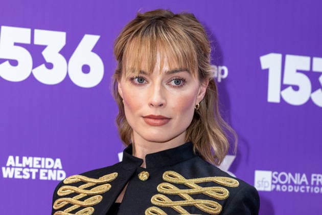 Margot Robbie attends 1536™ Opening Night at The Ambassadors Theatre in London, England. UK. Tuesday 12th May 2026. Copyright: xJamesxWarrenx ae7cg314