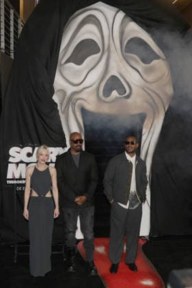May 12, 2026, Mexico City, Ciudad de Mexico, Mexico: (L-R) Anna Faris, Shawn Wayans and Marlon Wayans attend the red carpet for Scary Movie 6 at Cinemex Plaza Antara. on May 12, 2026 in Mexico City, Mexico. Mexico City Mexico - ZUMAe321 20260512_zea_e321_040 Copyright: xIsmaelxRosasx
