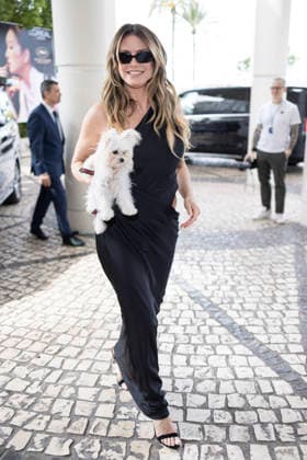 Cannes Heidi Klum Exits Martinez MP Cannes, France- May 13: Heidi Klum arrive sto Hotel Martinez during 79th Festival of Cannes, on May 13, 2026 in Cannes, France. Photo by Marco Piovanotto ABACAPRESS:COM Cannes France  Copyright: xPiovanottoxMarco ABACAx