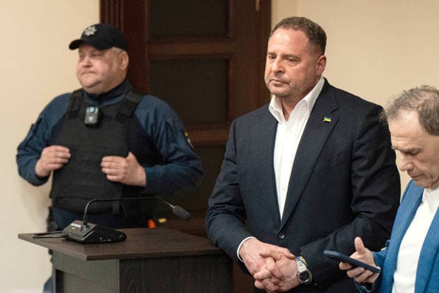 Court hearing on preventive measure for Andriy Yermak in Kyiv Former Head of the Office of the President of Ukraine Andriy Yermak, suspected of money laundering, attends a bail hearing at the High Anti-Corruption Court (HACC) in Kyiv, Ukraine, on May 12, 2026. The Specialised Anti-Corruption Prosecutor? Office requested that the suspect be held in custody with the alternative of bail set at UAH 180 million. Investigators allege that the former official was involved in laundering 460 million hryvnias through the construction of luxury cottages near Kyiv. Photo by Danylo Antoniuk Ukrinform ABACAPRESS.COM Kyiv Ukraine  Copyright: xUkrinform ABACAx