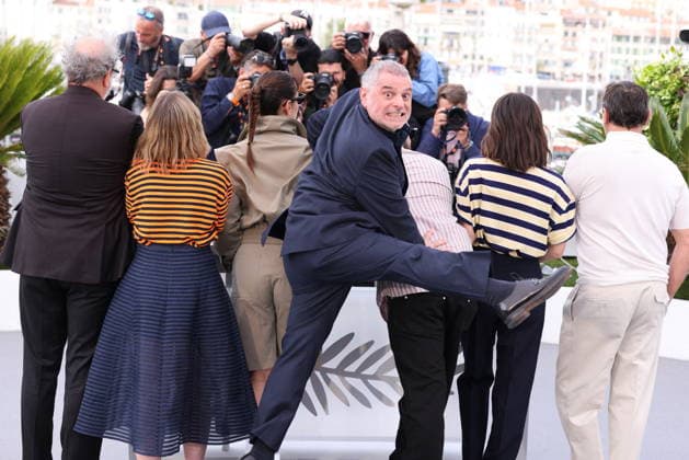 Cannes - La Venus Electrique Photocall Gustave de Kervern, Madeleine Baudot, Vimala Pons, Pierre Salvadori, Pio Marmaï, Anaïs Demoustier and Gilles Lellouche attending the La Venus Electrique photocall during the 79th Cannes Film Festival in Cannes, France on May 13, 2026. Photo by Jerome Domine ABACAPRESS.COM Cannes France  Copyright: xDominexJerome ABACAx