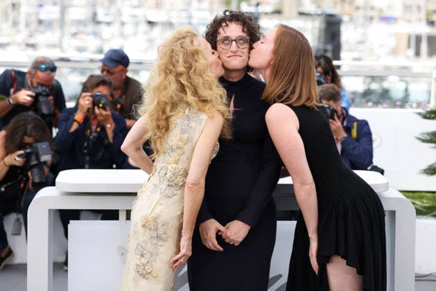 Cannes - Teenage Sex And Death At Camp Miasma Photocall Hannah Einbinder, Jane Schoenbrun and Gillian Anderson posing during Teenage Sex And Death At Camp Miasma photocall at the 79th annual Cannes Film Festival at Palais des Festivals on May 13, 2026 in Cannes, France. Photo by Jerome Domine ABACAPRESS.COM Cannes France  Copyright: xDominexJerome ABACAx