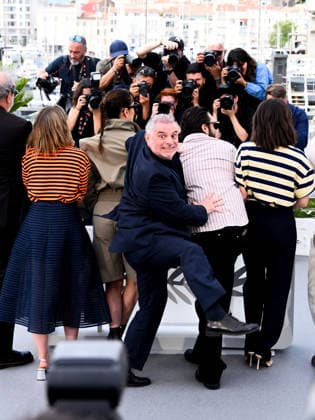 IPA84628618 - Cannes, 79th Cannes Film Festival 2026, Giorno 1, Photocall Film La VÃ nus Electrique (The Electric Kiss). Nella foto Pierre Salvadori  Copyright: xAlbertoxTerenghix xPoolxPhotoxEventsx07x 84628618