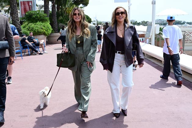 Model and TV presenter Heidi Klum walks her dog along the Croisette during the 79th Cannes Film Festival Romain Doucelin Bestimage  Copyright: xRomainxDoucelinx xBestimagexRomainxDoucelinx xBestimagex