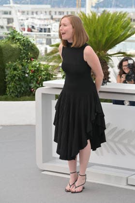 Teenage Sex and Death at Camp Miasma Photocall in Cannes CANNES, FRANCE. May 13, 2026: Hannah Einbinder at the photocall for Teenage Sex and Death at Camp Miasma at the 79th Festival de Cannes. CAP GOL GOL Cannes Provence-Alpes-Côte d Azur France Copyright: xRickxGold CapitalxPicturesx