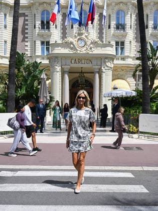 IPA84628931 - Cannes, 79th Cannes Film Festival 2026, Day 1 - Strolling VIPs on the Croisette - Pictured: Lady Victoria Hervey  Copyright: xManuelexMangiarottix xPoolxPhotoxEventsx07x 84628931