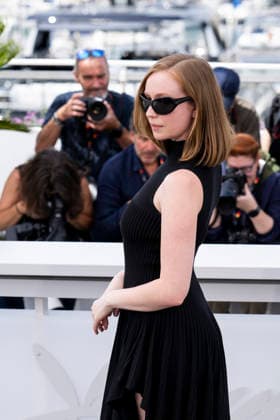 79th Cannes Film Festival Photocall of the movie -Teenage sex and death at camp Miasma Palais des Festivals - Cannes, France Hannah Einbinder 79th Cannes Film Festival Photocall of the movie -Teenage sex and death at camp Miasma Palais des Festivals - Cannes, France 13th May 2026 SGPItalia id 134688_011 *Not Exclusive  Copyright: xALFONSOxCATALANO SGPITALIAx