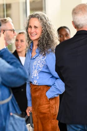 79th Cannes Film Festival People 13 May - part1 Martinez Hotel - Cannes, France Andie Mcdowell 79th Cannes Film Festival People 13 May - part1 Martinez Hotel - Cannes, France 13th May 2026 SGPItalia id 134688_013 *Not Exclusive  Copyright: xSGPx