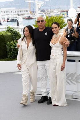 The Fast and the Furious photocall in Cannes CANNES, FRANCE - MAY 13: Michelle Rodriguez, Vin Diesel and Jordana Brewster hug during The Fast And The Furious photocall at the 79th annual Cannes Film Festival at Palais des Festivals on May 13, 2026 in Cannes, France. CAP KA Kristina Afanasyeva Cannes Alpes-Maritimes France Copyright: xKristinaxAfanasyeva CapitalxPicturesx