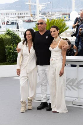 The Fast and the Furious photocall in Cannes CANNES, FRANCE - MAY 13: Michelle Rodriguez, Vin Diesel and Jordana Brewster hug during The Fast And The Furious photocall at the 79th annual Cannes Film Festival at Palais des Festivals on May 13, 2026 in Cannes, France. CAP KA Kristina Afanasyeva Cannes Alpes-Maritimes France Copyright: xKristinaxAfanasyeva CapitalxPicturesx