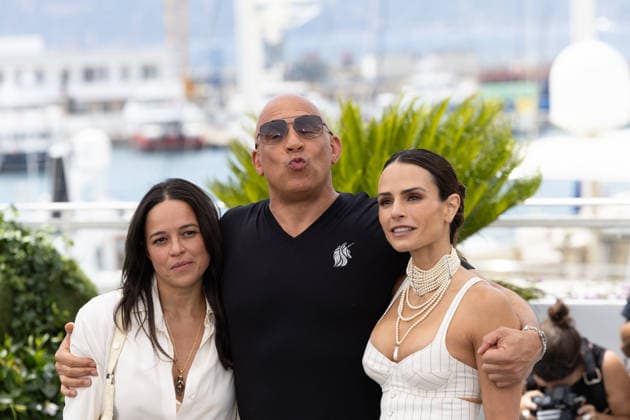 The Fast and the Furious photocall in Cannes CANNES, FRANCE - MAY 13: Michelle Rodriguez, Vin Diesel and Jordana Brewster hug during The Fast And The Furious photocall at the 79th annual Cannes Film Festival at Palais des Festivals on May 13, 2026 in Cannes, France. CAP KA Kristina Afanasyeva Cannes Alpes-Maritimes France Copyright: xKristinaxAfanasyeva CapitalxPicturesx