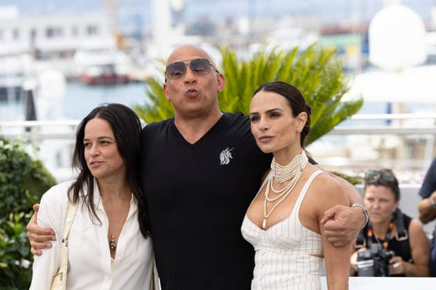 The Fast and the Furious photocall in Cannes CANNES, FRANCE - MAY 13: Michelle Rodriguez, Vin Diesel and Jordana Brewster hug during The Fast And The Furious photocall at the 79th annual Cannes Film Festival at Palais des Festivals on May 13, 2026 in Cannes, France. CAP KA Kristina Afanasyeva Cannes Alpes-Maritimes France Copyright: xKristinaxAfanasyeva CapitalxPicturesx
