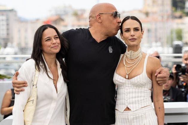 Michelle Rodriguez, Vin Diesel et Jordana Brewster au photocall du film Fast and Furious lors du 79ème Festival International du Film de Cannes, France, le 13 mai 2026 Jacovides Moreau Bestimage The Fast And The Furious 25th Anniversary photocall at the 79th annual Cannes Film Festival at Palais des Festivals on May 13, 2026 in Cannes, France Cannes France  Copyright: xJACOVIDES-MOREAUx xBESTIMAGExJACOVIDES-MOREAUx xBESTIMAGEx
