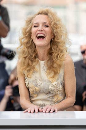 Gillian Anderson at the Teenage Sex and Death at Camp Miasma photocall at the 79th International Film Festival in Cannes, France, May 13, 2026 Jacovides Moreau Bestimage Teenage Sex and Death at Camp Miasma photocall at the 79th annual Cannes Film Festival at Palais des Festivals on May 13, 2026 in Cannes, France Cannes France  Copyright: xJACOVIDES-MOREAUx xBESTIMAGExJACOVIDES-MOREAUx xBESTIMAGEx