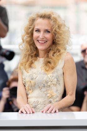 Gillian Anderson at the Teenage Sex and Death at Camp Miasma photocall at the 79th International Film Festival in Cannes, France, May 13, 2026 Jacovides Moreau Bestimage Teenage Sex and Death at Camp Miasma photocall at the 79th annual Cannes Film Festival at Palais des Festivals on May 13, 2026 in Cannes, France Cannes France  Copyright: xJACOVIDES-MOREAUx xBESTIMAGExJACOVIDES-MOREAUx xBESTIMAGEx