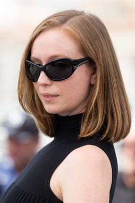 Hannah Einbinder at the Teenage Sex and Death at Camp Miasma photocall at the 79th International Film Festival in Cannes, France on May 13, 2026 Jacovides Moreau Bestimage Teenage Sex and Death at Camp Miasma photocall at the 79th annual Cannes Film Festival at Palais des Festivals on May 13, 2026 in Cannes, France Cannes France  Copyright: xJACOVIDES-MOREAUx xBESTIMAGExJACOVIDES-MOREAUx xBESTIMAGEx