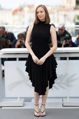 Hannah Einbinder at the Teenage Sex and Death at Camp Miasma photocall at the 79th International Film Festival in Cannes, France on May 13, 2026 Jacovides Moreau Bestimage Teenage Sex and Death at Camp Miasma photocall at the 79th annual Cannes Film Festival at Palais des Festivals on May 13, 2026 in Cannes, France Cannes France  Copyright: xJACOVIDES-MOREAUx xBESTIMAGExJACOVIDES-MOREAUx xBESTIMAGEx