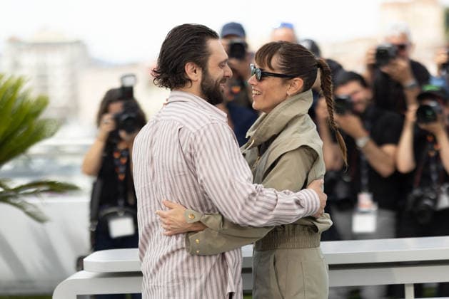 Pio Marmaï et Vimala Pons au photocall du film La Vénus Electrique hors compétition lors du 79ème Festival International du Film de Cannes 12 23 mai 2026 , le 13 mai 2026 Jacovides Moreau Bestimage Photocall for La Venus Electrique at the 79th Cannes International Film Festival, on May 13th, 2026 Cannes France  Copyright: xJACOVIDES-MOREAUx xBESTIMAGExJACOVIDES-MOREAUx xBESTIMAGEx