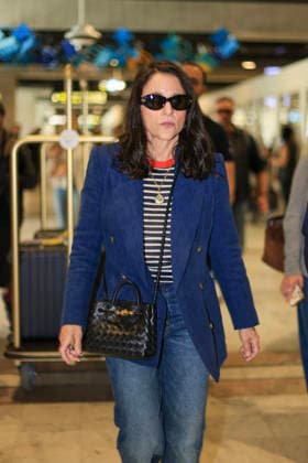Julia Louis Dreyfus arrives at Nice airport during the 79th Cannes International Film Festival on May 13th, 2026 France Laetitia Notarianni Bestimage Celebrity arrivals at Nice airport during the 79th Cannes International Film Festival on May 13th, 2026 Nice France  Copyright: xLaetitiaxNotarianni BestimagexLaetitiaxNotarianni Bestimagex