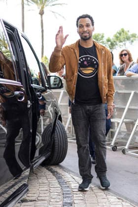 Cannes Nathan Mitchell Exits Martinez MP Cannes, France- May 13: Nathan Mitchell and friend arrives to Hotel Martinez during 79th Festival of Cannes, on May 13, 2026 in Cannes, France. Photo by Marco Piovanotto ABACAPRESS:COM Cannes France  Copyright: xPiovanottoxMarco ABACAx