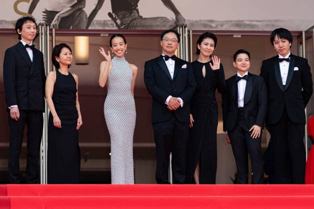 Cannes Nagi Notes Screening NG Terutaro Osanai, a guest, Shizuka Ishibaschi, Koji Fukada, Takako Matsu, Tan Si En and a guest attending the ‘Nagi Notes’ Screening and Red Carpet at Palais Des Festivals in Cannes, France on May 13 2026 as part of the 79th Cannes Film Festival. Photo by Nicolas Genin ABACAPRESS.COM Cannes France  Copyright: xGeninxNicolas ABACAx