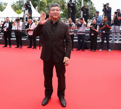 May 13, 2026, Cannes, Cote D azur, France: HIROKAZU KORE-EDA on the red carpet for the premiere screening of NAGI NOTES at the 79th Annual Cannes Film Festival at Palais des Festivals in Cannes, France Cannes France  - ZUMAc179 20260513_zep_c179_100 Copyright: xMickaelxChavetx