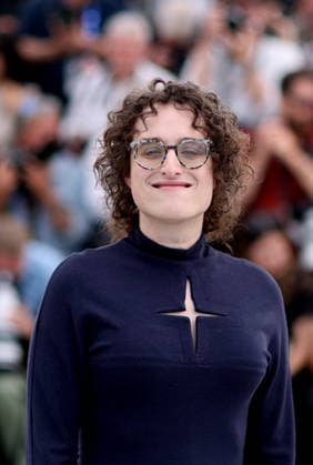 Jane Schoenbrun at the Teenage Sex and Death at Camp Miasma photocall at the 79th International Film Festival in Cannes, France on May 13, 2026 Jacovides Moreau Bestimage Teenage Sex and Death at Camp Miasma photocall at the 79th annual Cannes Film Festival at Palais des Festivals on May 13, 2026 in Cannes, France Cannes France  Copyright: xJACOVIDES-MOREAUx xBESTIMAGExJACOVIDES-MOREAUx xBESTIMAGEx