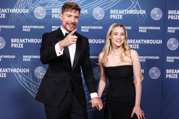 11th Annual Breakthrough Prize Ceremony 2025 SANTA MONICA, LOS ANGELES, CALIFORNIA, USA - APRIL 05: MrBeast (Jimmy Donaldson) and girlfriend Thea Booysen arrive at the 11th Annual Breakthrough Prize Ceremony 2025 held at the Barker Hangar on April 5, 2025 in Santa Monica, Los Angeles, California, United States. (Photo by Xavier Collin Image Press Agency)