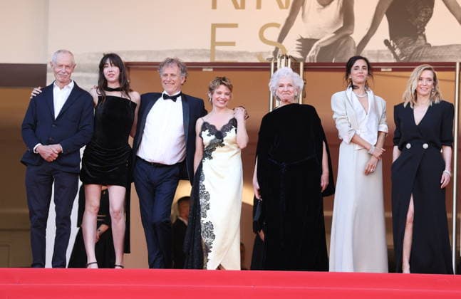 Cannes - La Vie D une Femme Red Carpet (L-R) Erri De Luca, Suzanne de Baecque, Charles Berling, Melanie Thierry, Marie-Christine Barrault, Charline Bourgeois-Tacquet and Lea Drucker at the red carpet screening of La Vie d’une Femme during the 79th Cannes Film Festival in Cannes, France on May 13, 2026. Photo by Jerome Domine ABACAPRESS.COM Cannes France  Copyright: xDominexJerome ABACAx