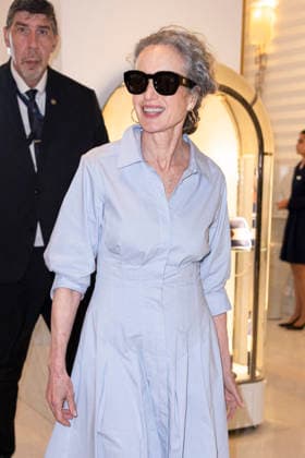 Cannes Andie MacDowell Exits Martinez MP Cannes, France- May 13: Andie MacDowell leaves Hotel Martinez during 79th Festival of Cannes, on May 13, 2026 in Cannes, France. Photo by Marco Piovanotto ABACAPRESS:COM Cannes France  Copyright: xPiovanottoxMarco ABACAx