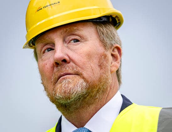 13-05-2026 Rotterdam King Willem-Alexander visited, in the context of undermining and resilience, the customs office on the Maasvlakte and APM Terminals at the Port of Rotterdam. Â  Copyright: xPPEx