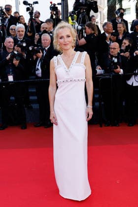 Gillian Anderson Montée des marches for A womans life at the 79th Cannes International Film Festival on May 13, 2026 Jacovides Moreau Bestimage Red carpet for A womans life at the 79th Cannes International Film Festival on May 13, 2026 Cannes France  Copyright: xJACOVIDES-MOREAUx xBESTIMAGExJACOVIDES-MOREAUx xBESTIMAGEx