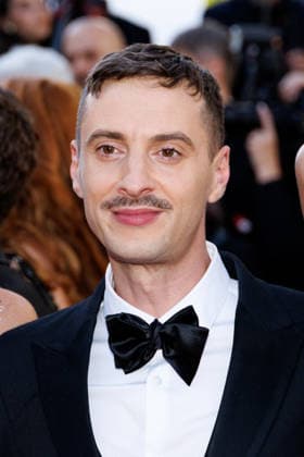 Thomas Jolly Montée des marches du film La vie dune femme lors du 79ème Festival International du Film de Cannes, le 13 mai 2026 Jacovides Moreau Bestimage Red carpet for A womans life at the 79th Cannes International Film Festival on May 13, 2026 Cannes France  Copyright: xJACOVIDES-MOREAUx xBESTIMAGExJACOVIDES-MOREAUx xBESTIMAGEx