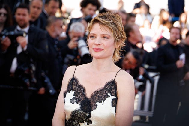 Mélanie Thierry Bijoux Tasaki Montée des marches du film La vie dune femme lors du 79ème Festival International du Film de Cannes, le 13 mai 2026 Jacovides Moreau Bestimage Red carpet for A womans life at the 79th Cannes International Film Festival on May 13, 2026 Cannes France  Copyright: xJACOVIDES-MOREAUx xBESTIMAGExJACOVIDES-MOREAUx xBESTIMAGEx