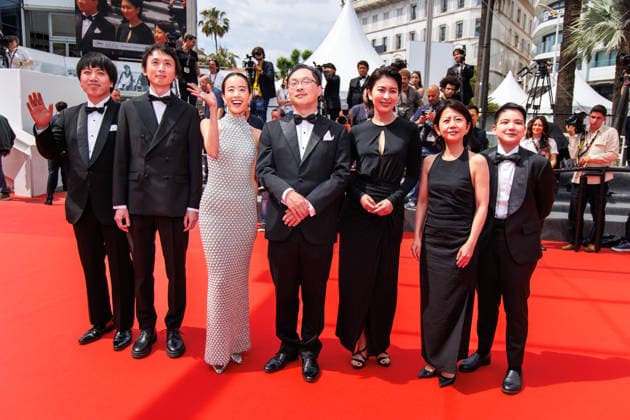 May 13, 2026, Cannes, France: A guest, Terutaro Osanai, Japanese actress Shizuka Ishibashi, Japanese director, screenwriter, editor, and producer Koji Fukada, Japanese actress Takako Matsu and Thai co-Producer Si En Tan attend the red carpet of Nagi Notes at the 79th Cannes Film Festival. Cannes France - ZUMAs197 20260513_aaa_s197_152 Copyright: xMarcoxBaradax