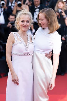 Cannes - La Vie D Une Femme A Women s Life Red Carpet Gillian Anderson and Hannah Einbinder attend the La Vie D Une Femme screening during the 79th annual Cannes Film Festival at Palais des Festivals on May 13, 2026 in Cannes, France on May 13, 2026. Photo by LounisPhotography ABACAPRESS.COM Cannes France  Copyright: xLounisPhotography ABACAx